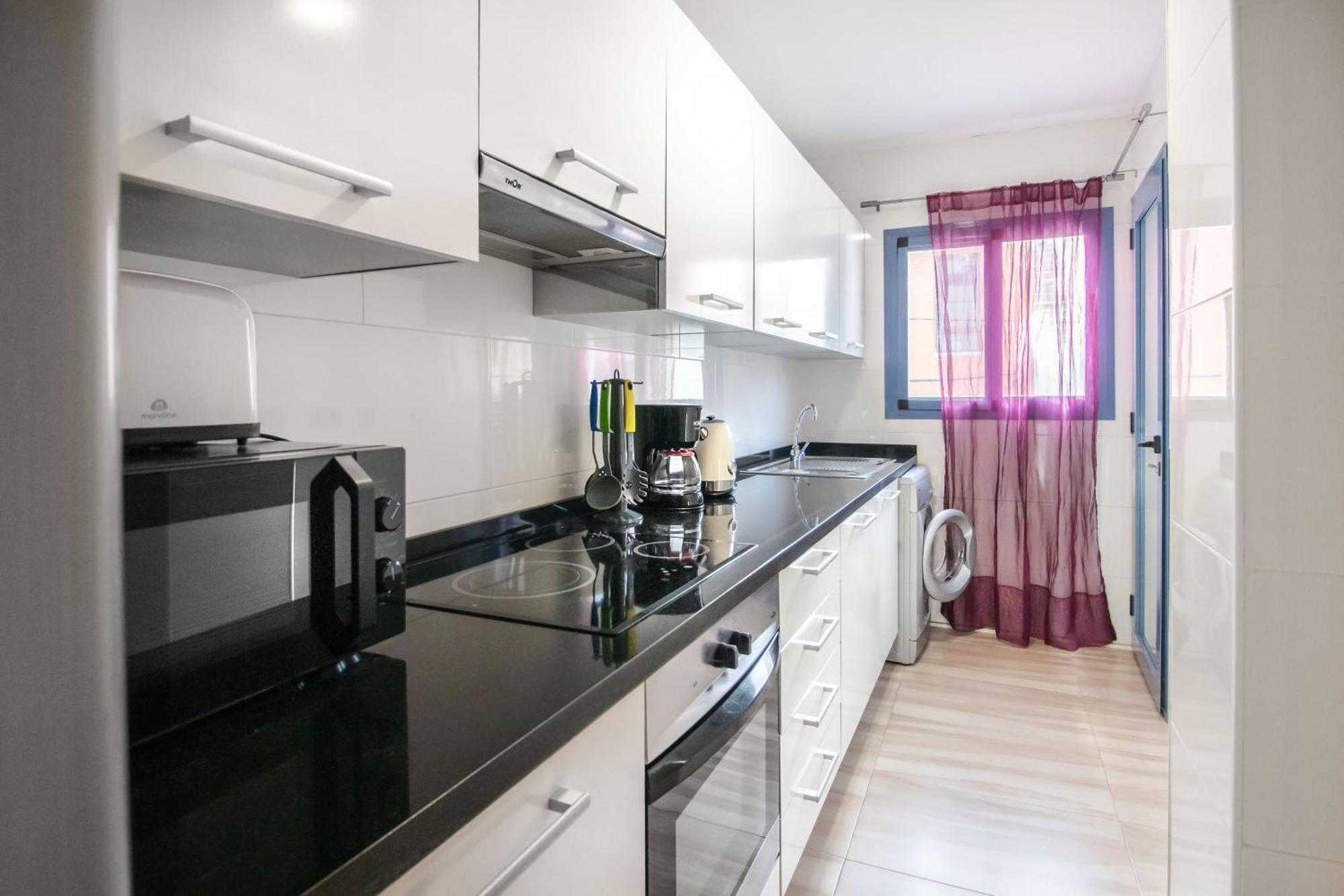 Apartamentos Varadero On The Beach La Cala Del Moral Екстериор снимка