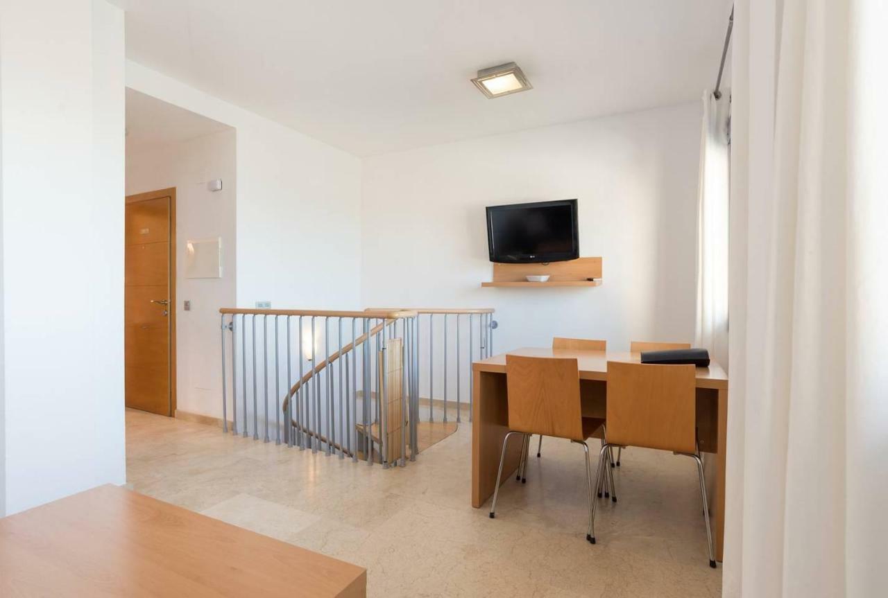 Apartamentos Varadero On The Beach La Cala Del Moral Екстериор снимка